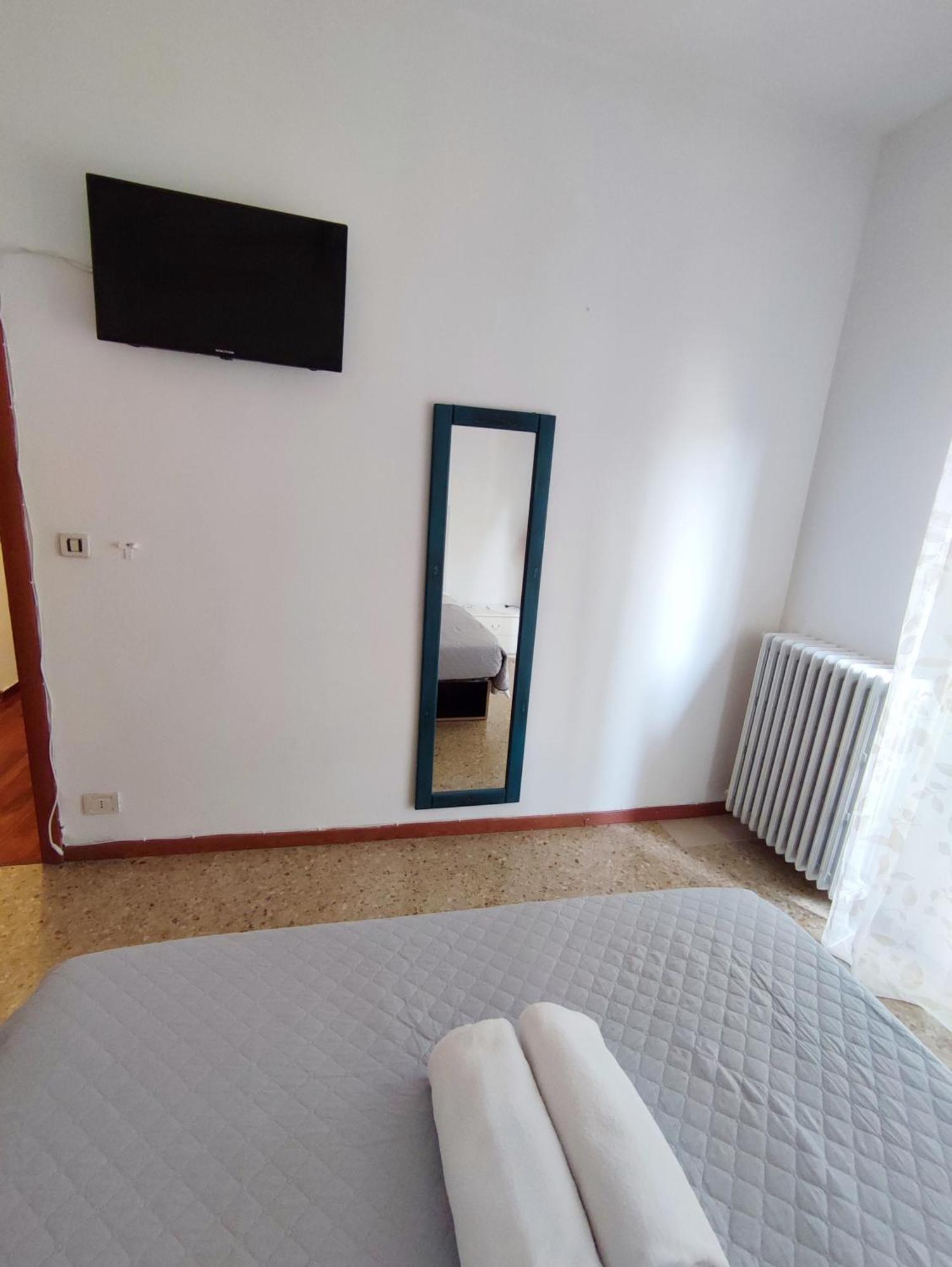 Le Golosine Fiera Rooms Verona Ruang foto